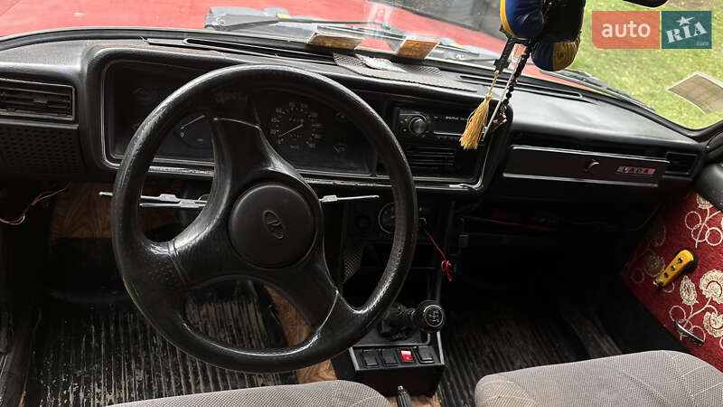 Седан ВАЗ / Lada 2107 1987 в Межгорье