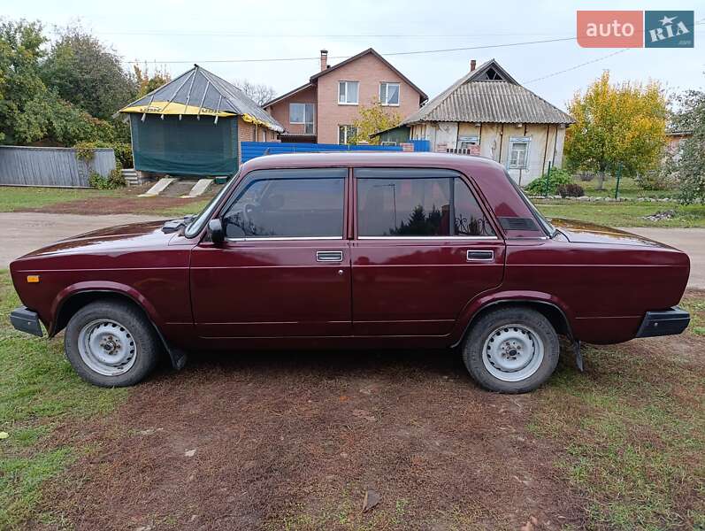 Седан ВАЗ / Lada 2107 2008 в Недригайліву фото 3 Седан ВАЗ / Lada 2107 2008 в Недригайліву