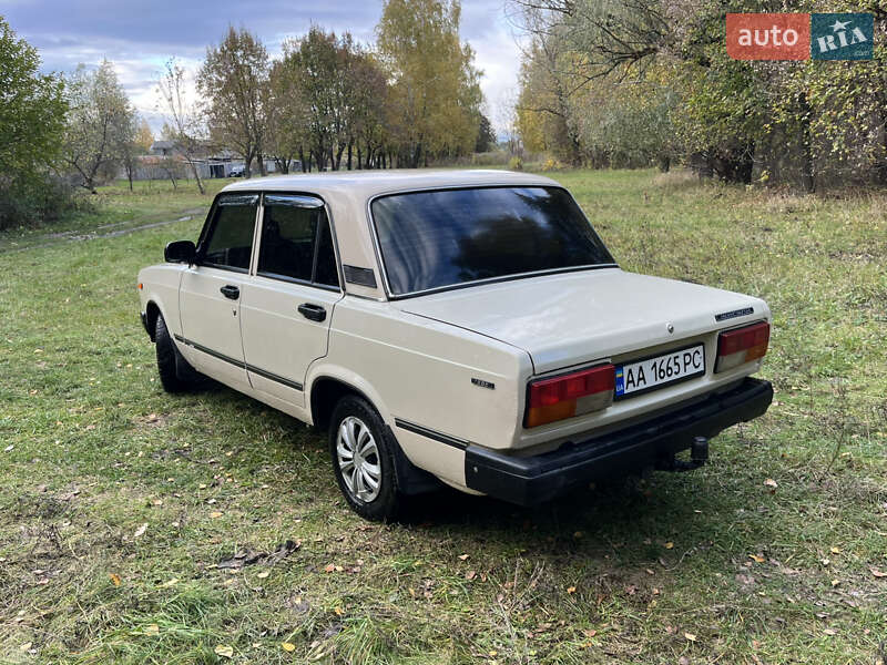 Седан ВАЗ / Lada 2107 1996 в Чернигове