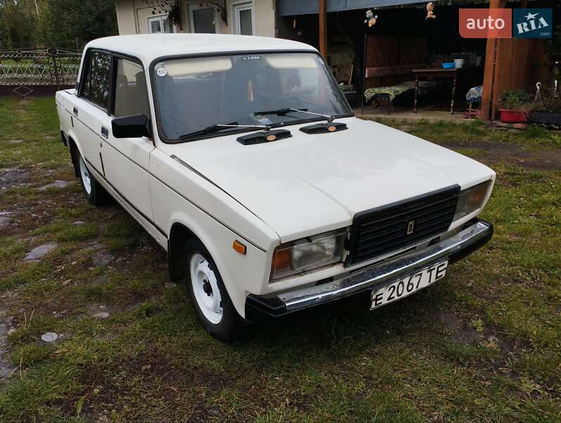 Седан ВАЗ / Lada 2107 1989 в Теребовле