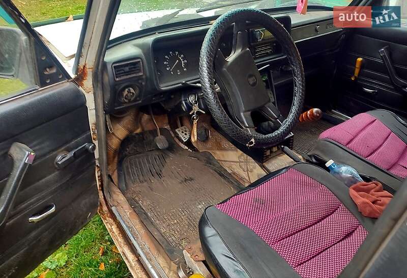 Седан ВАЗ / Lada 2107 1986 в Краснокутську фото Седан ВАЗ / Lada 2107 1986 в Краснокутську