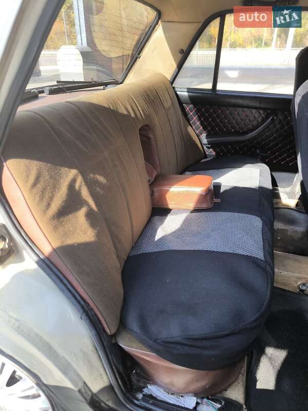 Седан ВАЗ / Lada 2107 1984 в Дніпрі
