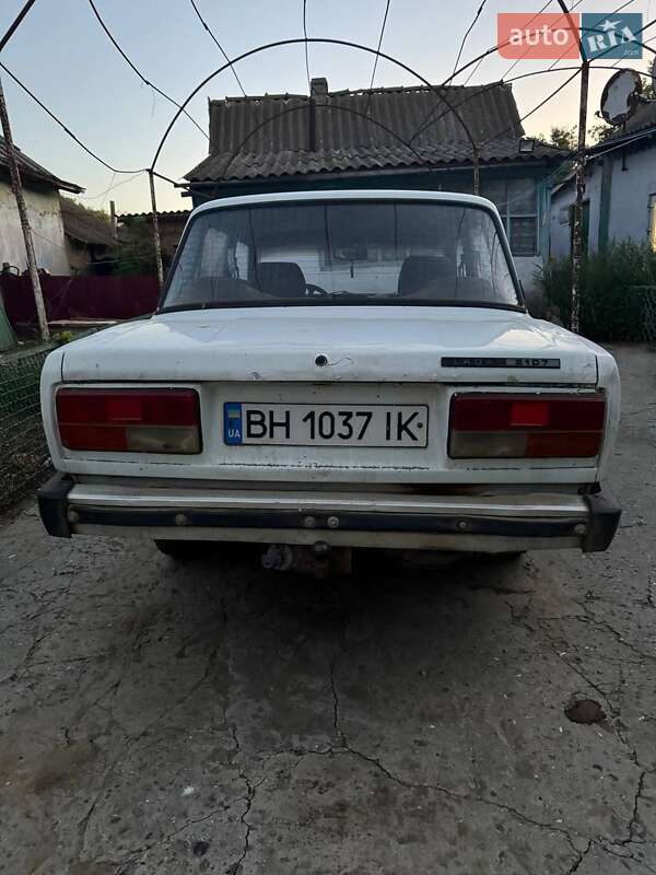 Седан ВАЗ / Lada 2107 1995 в Белгороде-Днестровском