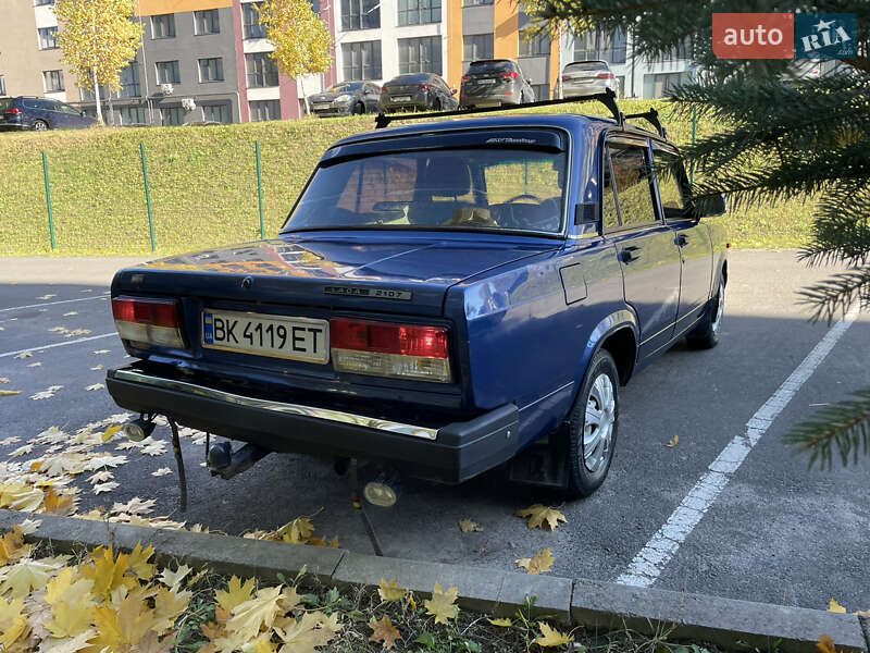 Седан ВАЗ / Lada 2107 2008 в Рівному фото 5 Седан ВАЗ / Lada 2107 2008 в Рівному