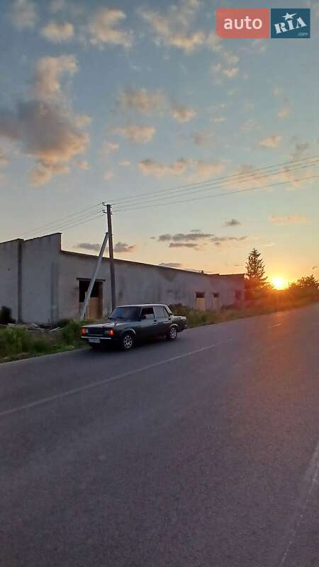 Седан ВАЗ / Lada 2107 2010 в Тлумачі