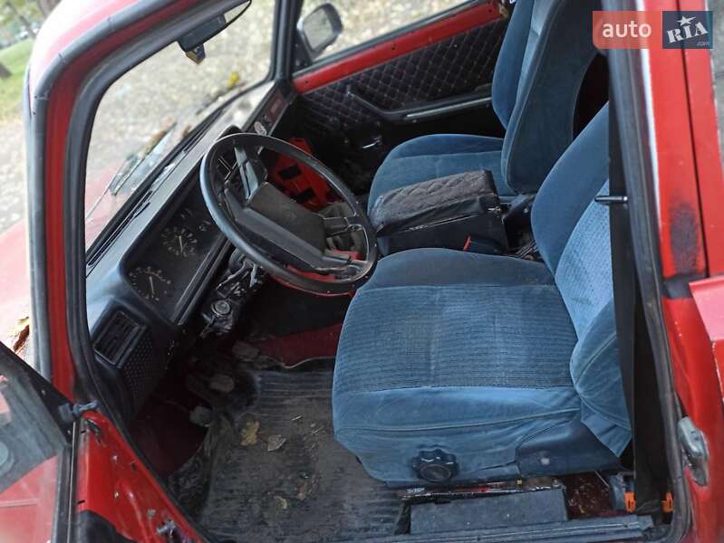 ВАЗ / Lada 2107 1988 ВАЗ / Lada 2107 1988