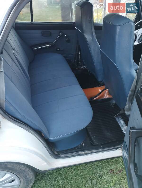 Седан ВАЗ / Lada 2107 1989 в Теребовле фото 14 Седан ВАЗ / Lada 2107 1989 в Теребовле