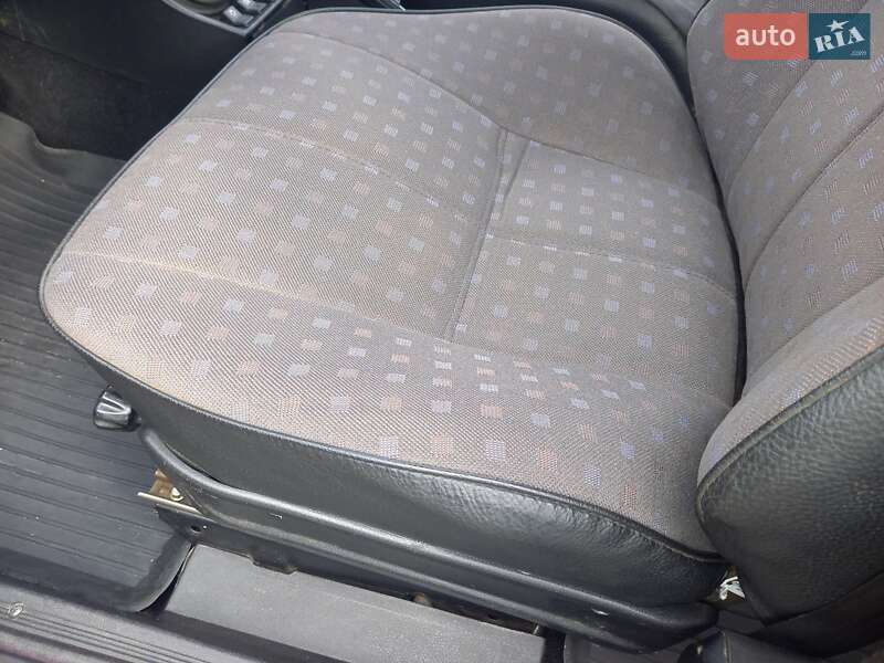 Седан ВАЗ / Lada 2107 2003 в Черкассах фото 35 Седан ВАЗ / Lada 2107 2003 в Черкассах