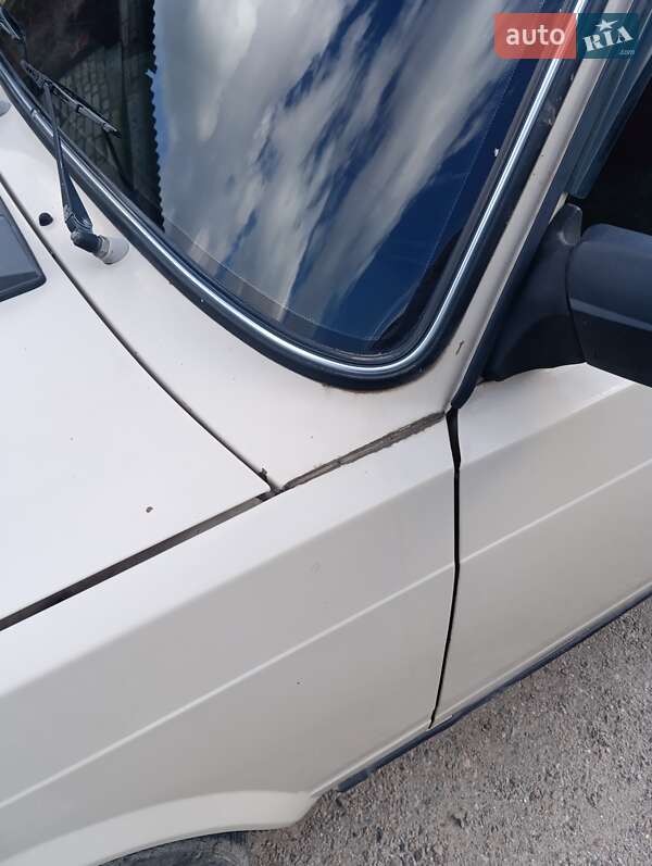 Седан ВАЗ / Lada 2107 1995 в Очакове