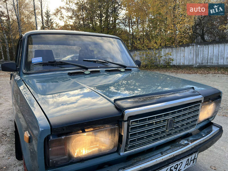 Седан ВАЗ / Lada 2107 2003 в Житомире фото 11 Седан ВАЗ / Lada 2107 2003 в Житомире