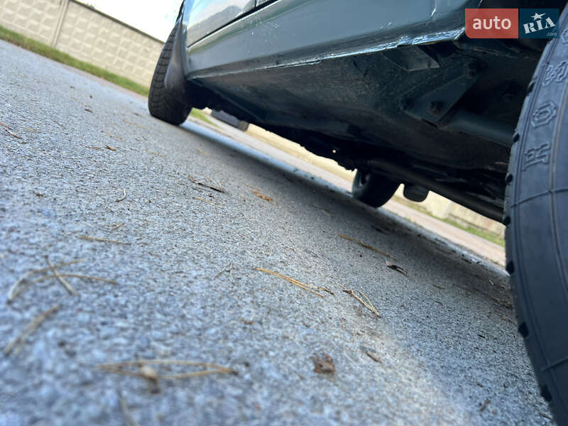 Седан ВАЗ / Lada 2107 2003 в Житомире фото 17 Седан ВАЗ / Lada 2107 2003 в Житомире