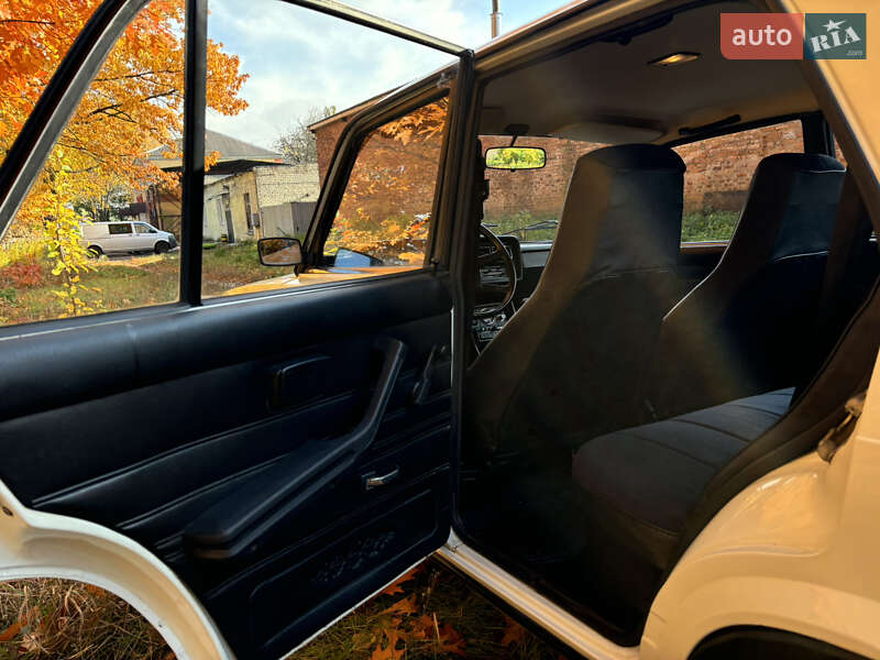 Седан ВАЗ / Lada 2107 2000 в Чернігові