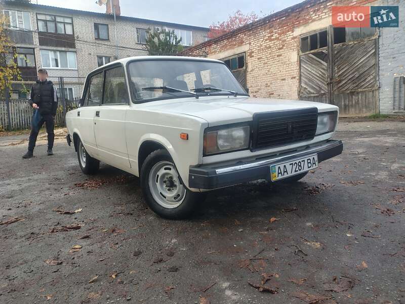 Седан ВАЗ / Lada 2107 2007 в Радомишлі фото 10 Седан ВАЗ / Lada 2107 2007 в Радомишлі