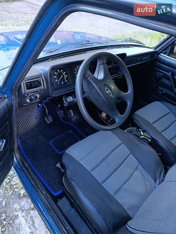 Седан ВАЗ / Lada 2107 2004 в Бердичеве фото 2 Седан ВАЗ / Lada 2107 2004 в Бердичеве