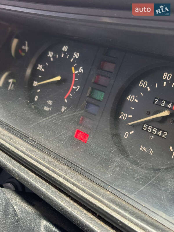 Седан ВАЗ / Lada 2107 1993 в Киеве