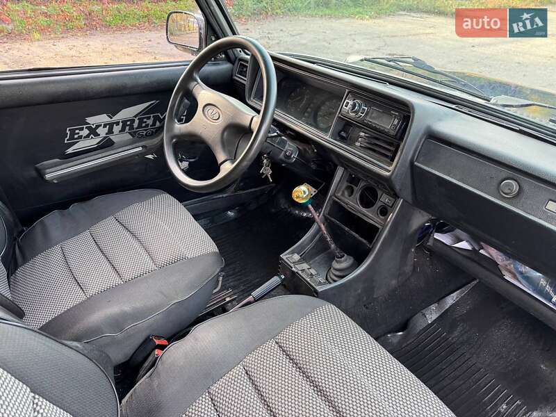 Седан ВАЗ / Lada 2107 2003 в Запорожье