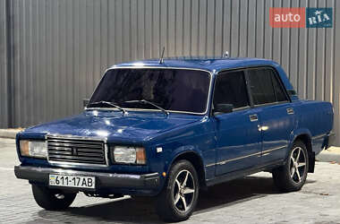 Седан ВАЗ 2107 2004 в Новомосковске