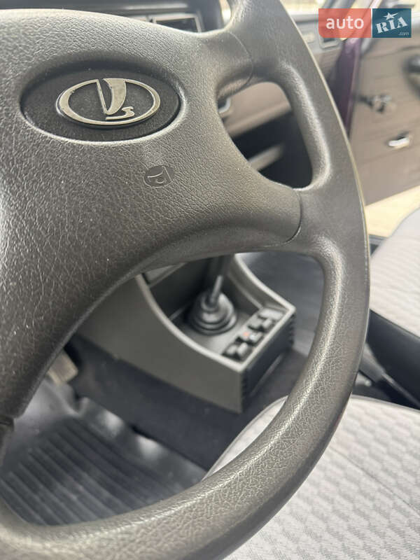 Седан ВАЗ / Lada 2107 2005 в Богородчанах фото 24 Седан ВАЗ / Lada 2107 2005 в Богородчанах