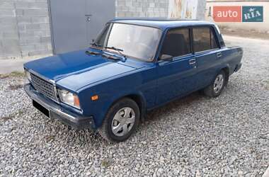 Седан ВАЗ 2107 2002 в Чорткове