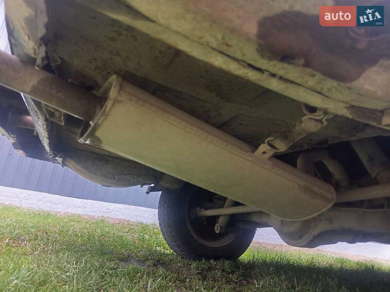 Седан ВАЗ / Lada 2107 1990 в Неполоковцах