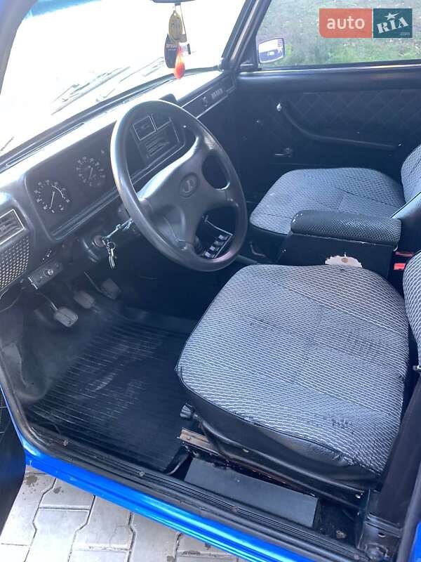 Седан ВАЗ / Lada 2107 2005 в Кам'янському фото 3 Седан ВАЗ / Lada 2107 2005 в Кам'янському