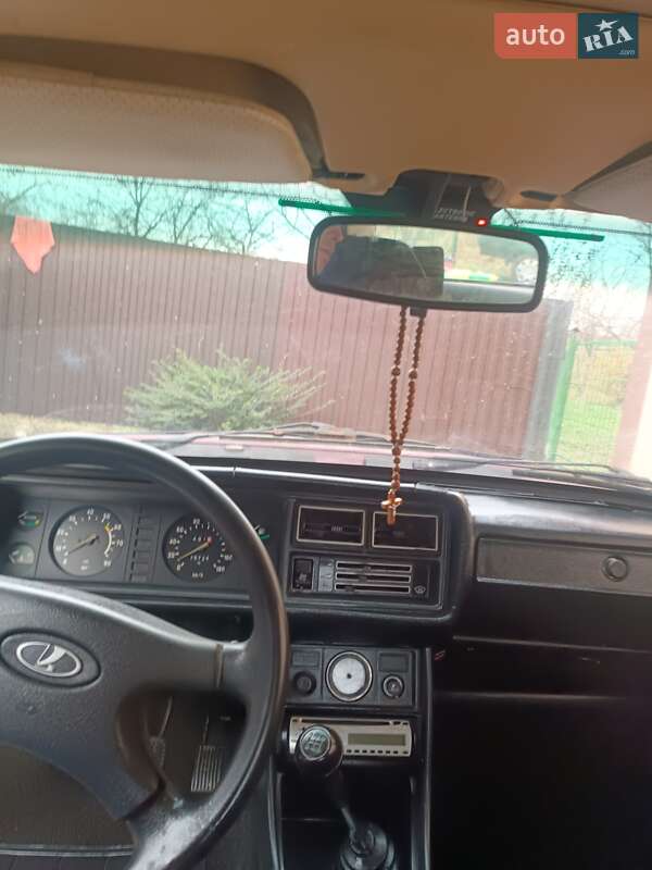 Седан ВАЗ / Lada 2107 2002 в Дрогобыче фото 9 Седан ВАЗ / Lada 2107 2002 в Дрогобыче