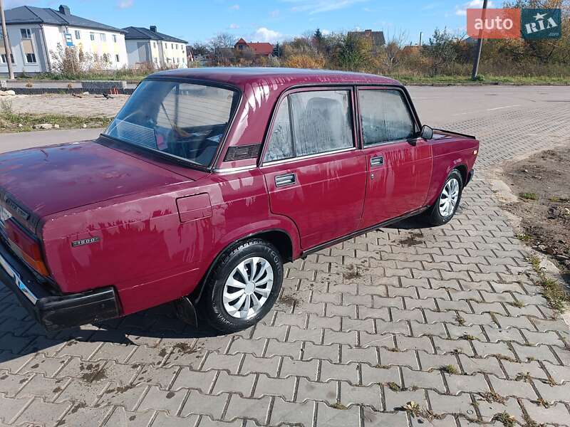 Седан ВАЗ / Lada 2107 2002 в Дрогобыче фото 3 Седан ВАЗ / Lada 2107 2002 в Дрогобыче