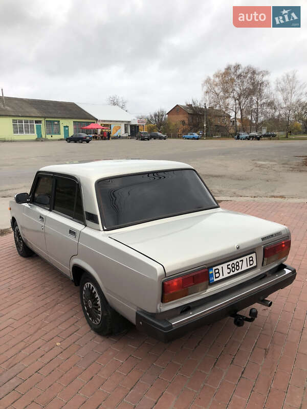 Седан ВАЗ / Lada 2107 2007 в Кременчуге фото 5 Седан ВАЗ / Lada 2107 2007 в Кременчуге