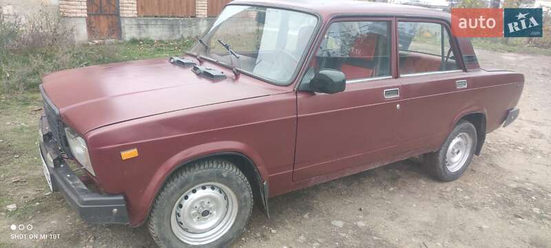 ВАЗ / Lada 2107 2002 ВАЗ / Lada 2107 2002
