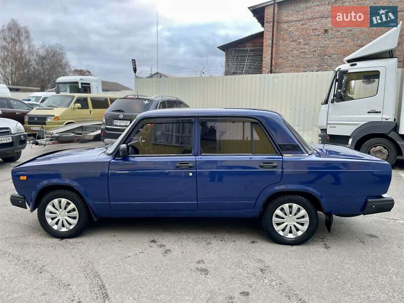 Седан ВАЗ / Lada 2107 2007 в Чернигове фото 10 Седан ВАЗ / Lada 2107 2007 в Чернигове