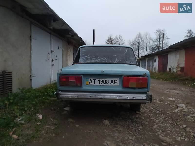 Седан ВАЗ / Lada 2107 1989 в Калуше