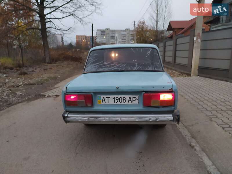 Седан ВАЗ / Lada 2107 1989 в Калуше