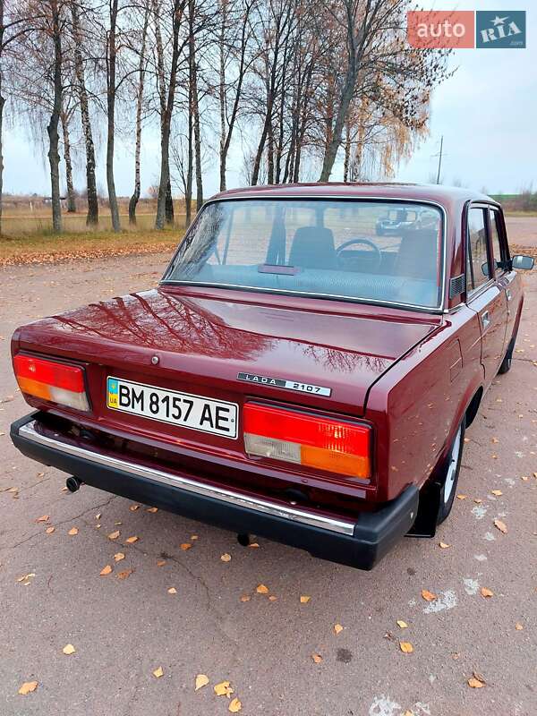 Седан ВАЗ / Lada 2107 2007 в Тростянце