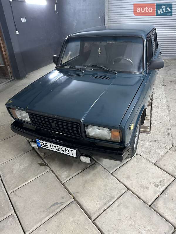 Седан ВАЗ / Lada 2107 2006 в Миколаєві