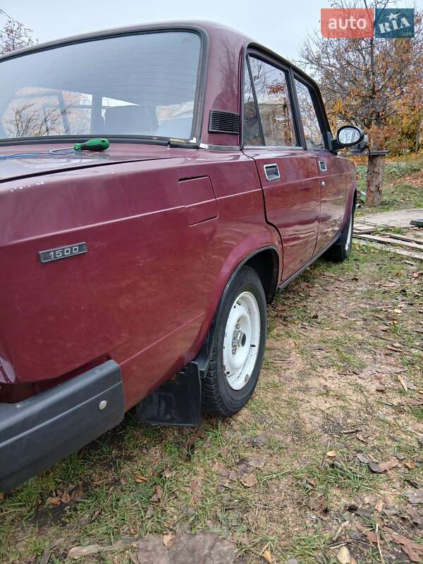 Седан ВАЗ / Lada 2107 2001 в Днепре