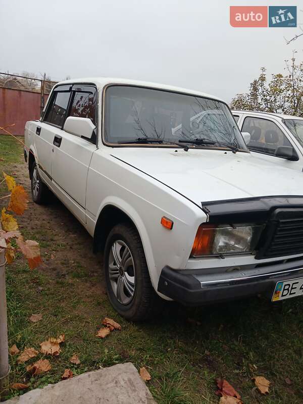 Седан ВАЗ / Lada 2107 1987 в Кропивницком фото 6 Седан ВАЗ / Lada 2107 1987 в Кропивницком