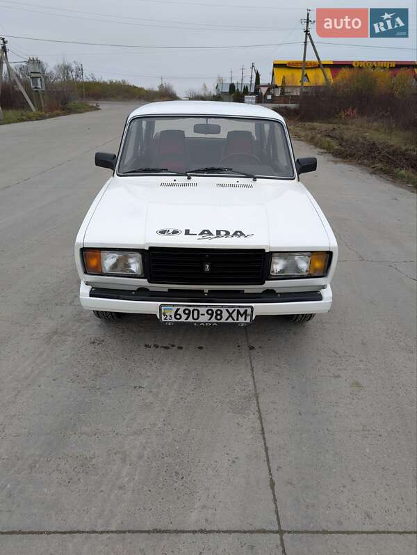 Седан ВАЗ / Lada 2107 1991 в Хотине фото 38 Седан ВАЗ / Lada 2107 1991 в Хотине