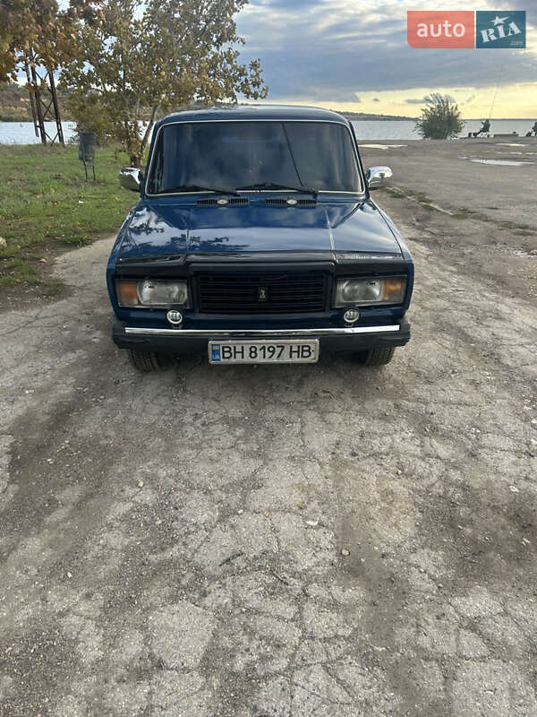 Седан ВАЗ / Lada 2107 2003 в Овідіополі фото Седан ВАЗ / Lada 2107 2003 в Овідіополі