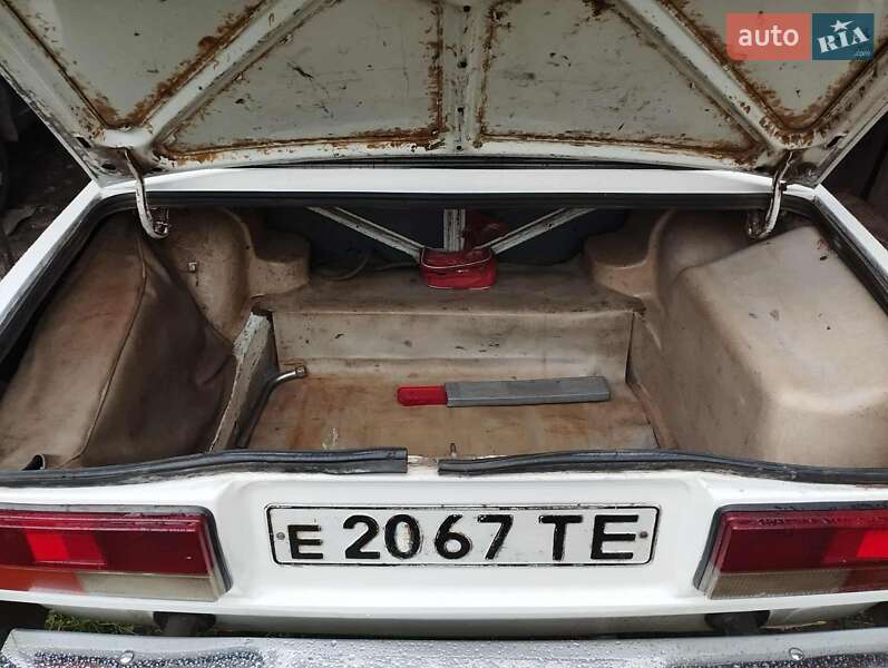 Седан ВАЗ / Lada 2107 1989 в Теребовле