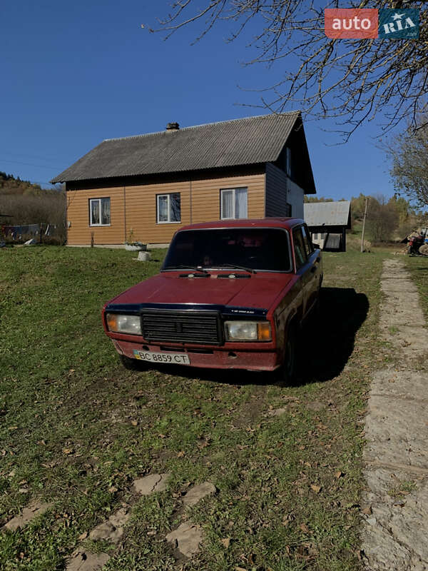 Седан ВАЗ / Lada 2107 1989 в Підбужі