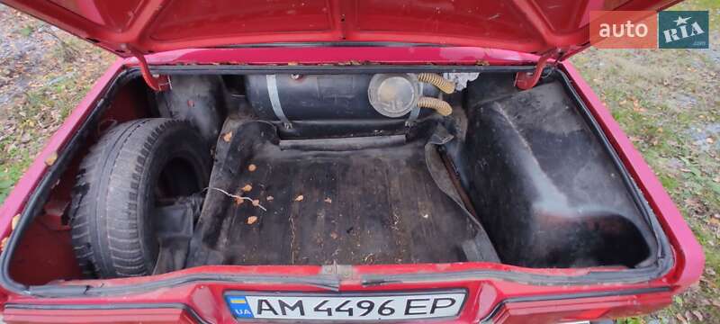 Седан ВАЗ / Lada 2107 1999 в Звягеле