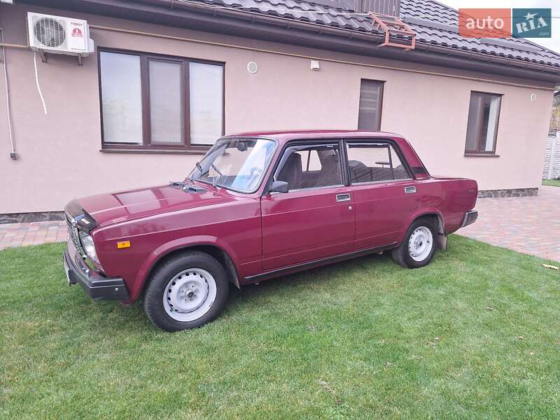 Седан ВАЗ / Lada 2107 2004 в Черкассах фото 18 Седан ВАЗ / Lada 2107 2004 в Черкассах