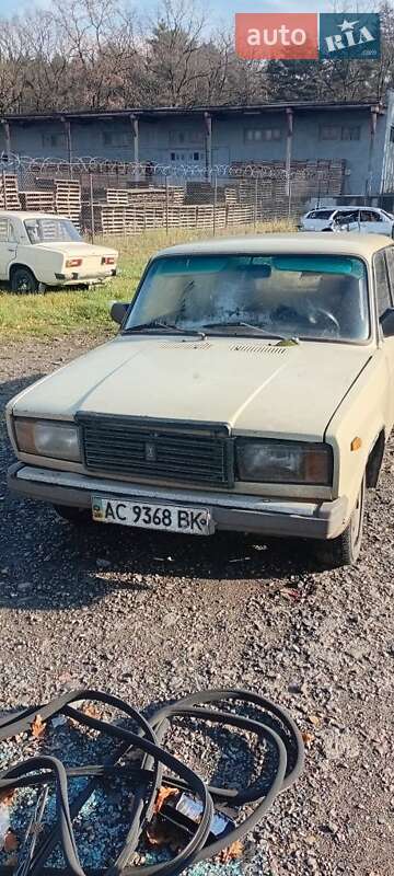 Седан ВАЗ / Lada 2107 1988 в Ківерцях фото 4 Седан ВАЗ / Lada 2107 1988 в Ківерцях