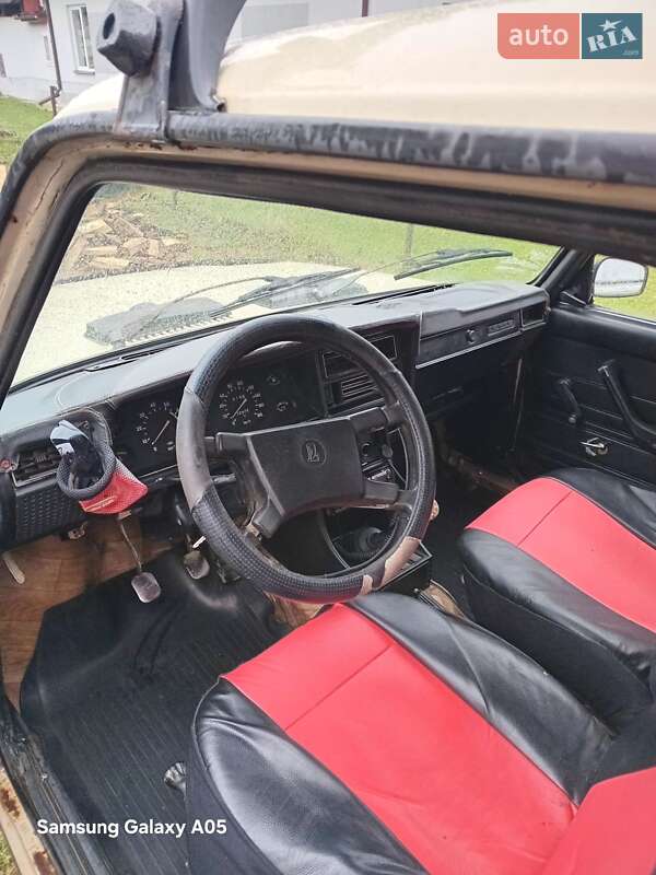 Седан ВАЗ / Lada 2107 1994 в Панке фото 5 Седан ВАЗ / Lada 2107 1994 в Панке