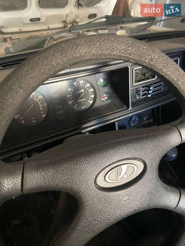 Седан ВАЗ / Lada 2107 2007 в Чугуєві