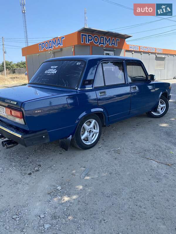 Седан ВАЗ / Lada 2107 2004 в Одессе фото 4 Седан ВАЗ / Lada 2107 2004 в Одессе