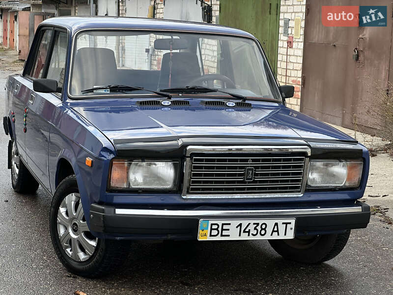 Седан ВАЗ / Lada 2107 2003 в Николаеве фото 2 Седан ВАЗ / Lada 2107 2003 в Николаеве