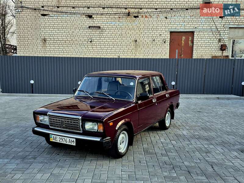 Седан ВАЗ / Lada 2107 2006 в Новомосковске