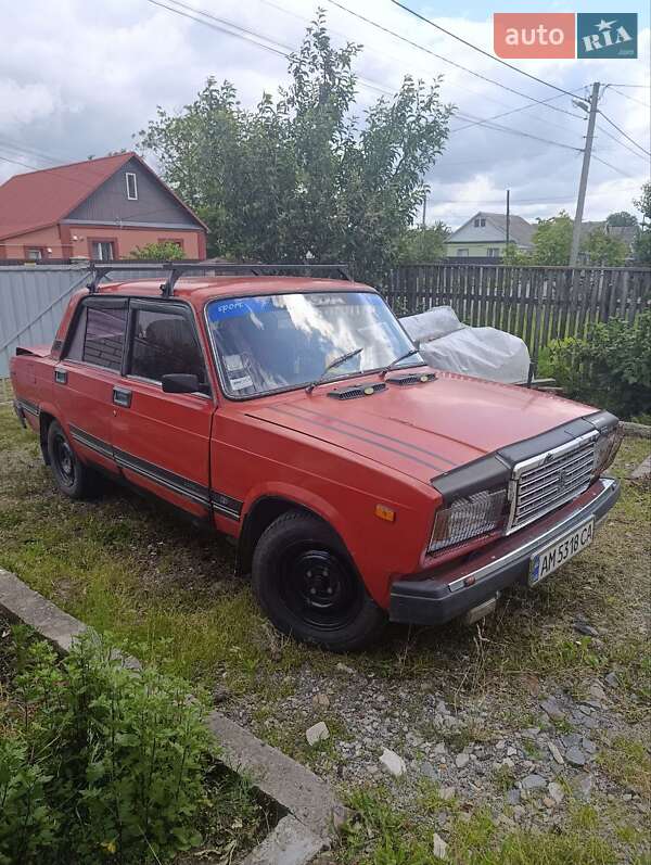 Седан ВАЗ / Lada 2107 1987 в Звягеле