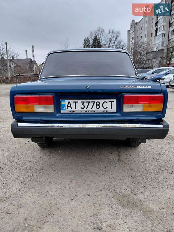Седан ВАЗ / Lada 2107 2005 в Івано-Франківську